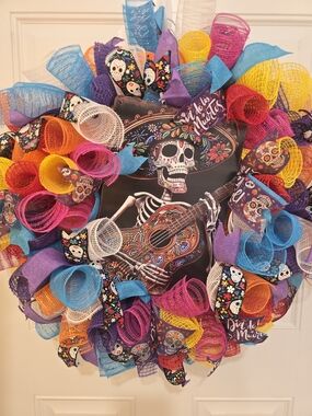 Day of the Dead or Día de los Muertos Wreath Sugar Skull Halloween